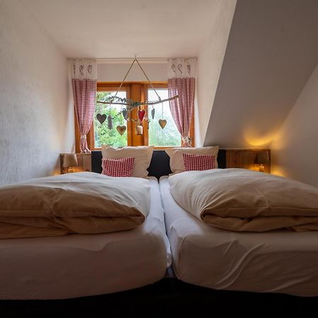 Zur Schmitte Bed & Breakfast Schmallenberg Exterior photo